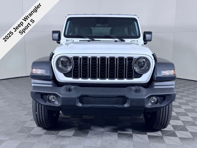 2025 Jeep Wrangler Sport S photo 3