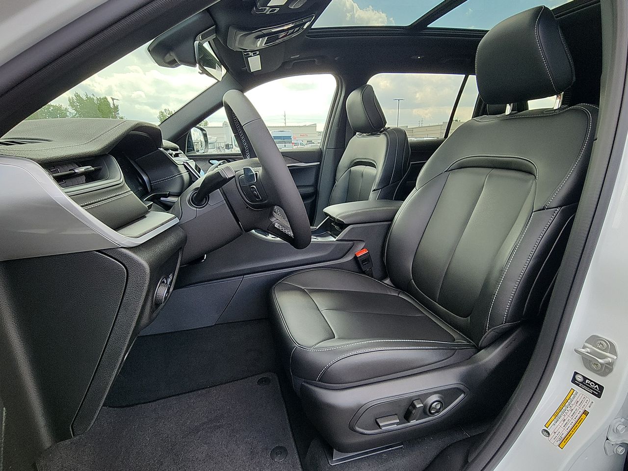 2025 Jeep Grand Cherokee Limited photo 11