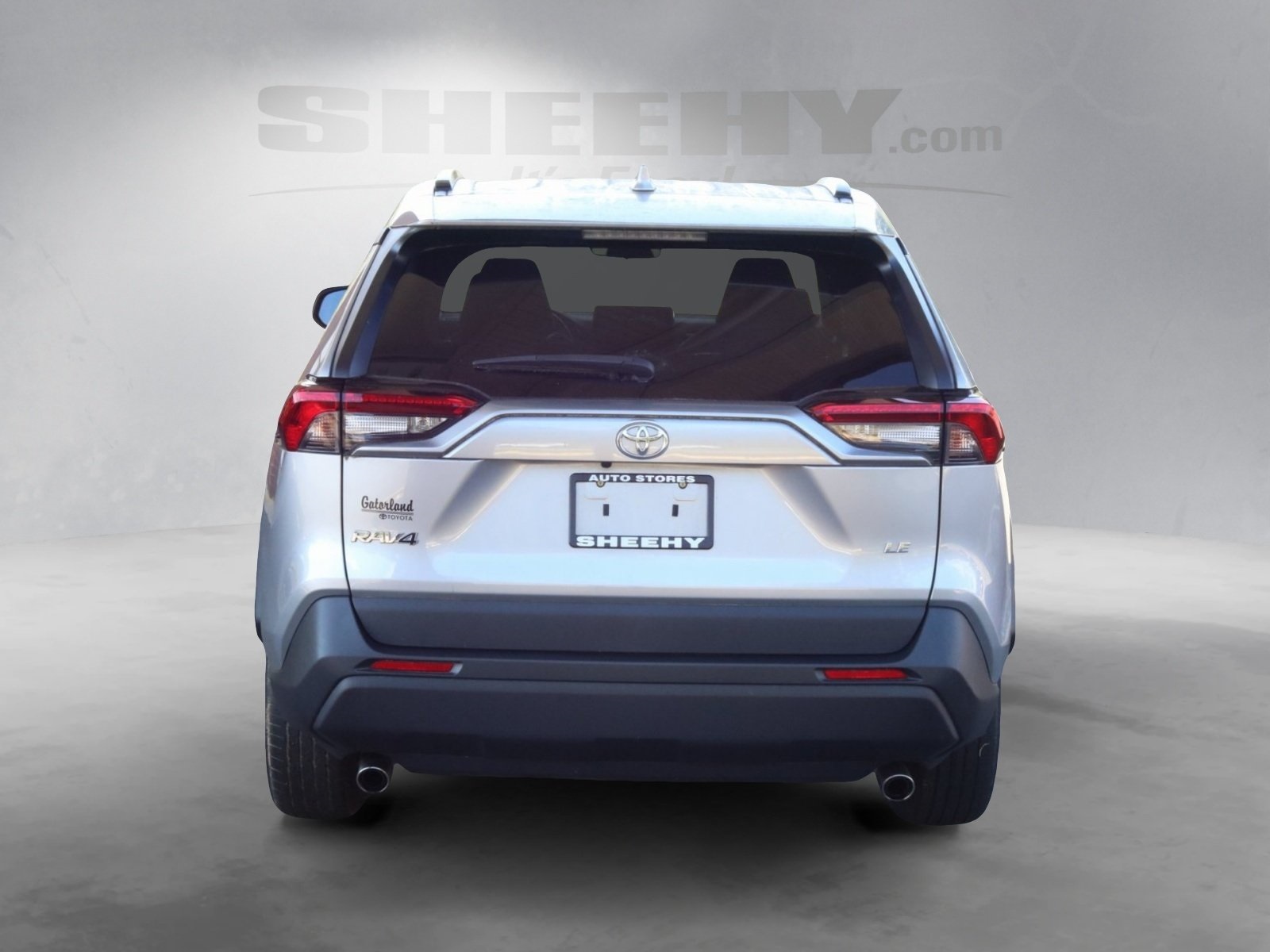 2020 Toyota RAV4 LE photo 7