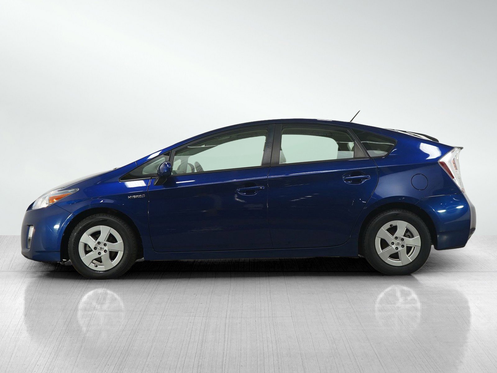 Used 2011 Toyota Prius II with VIN JTDKN3DU8B1440733 for sale in Burnsville, Minnesota