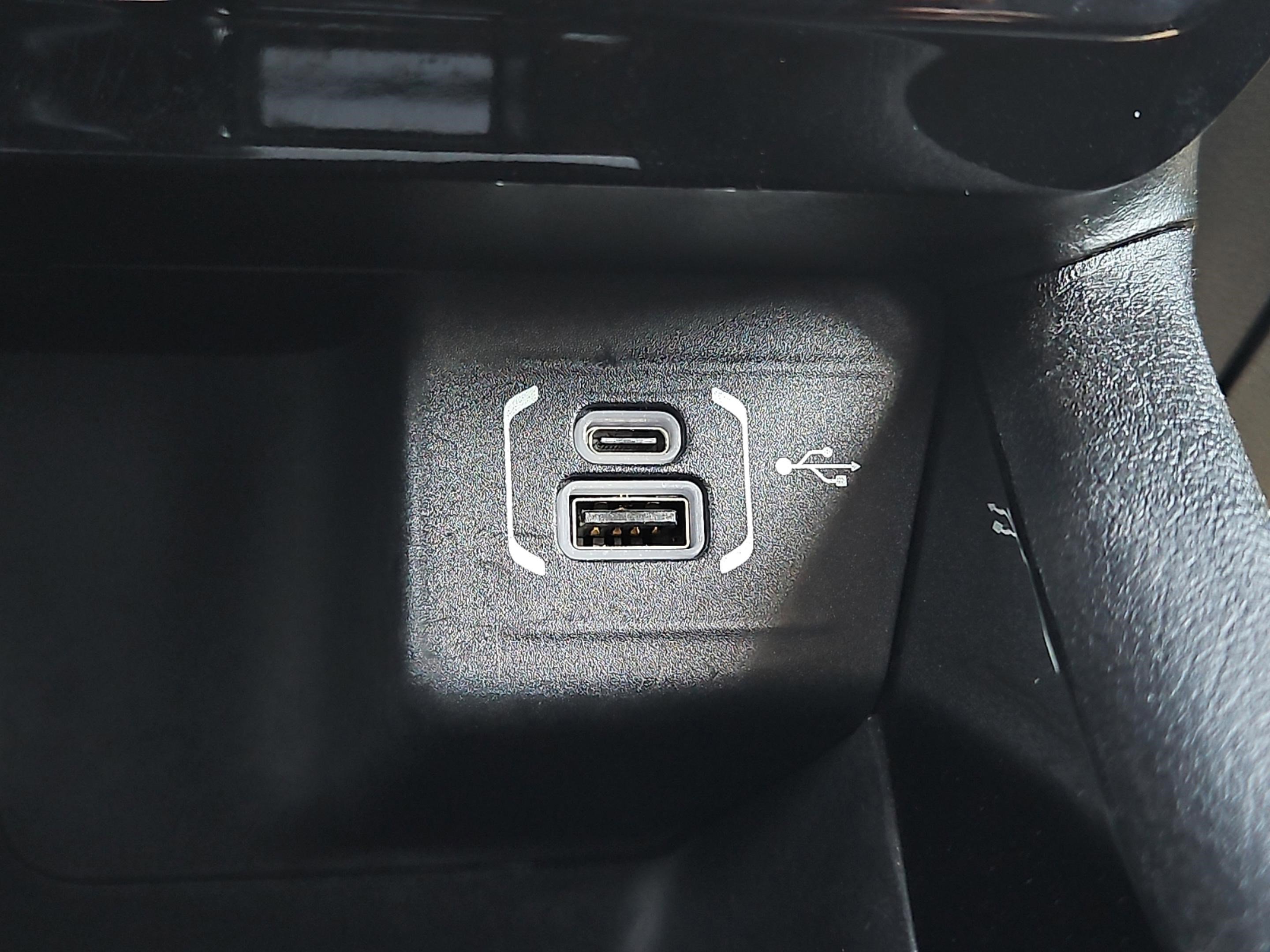 2022 Jeep Compass Limited photo 33