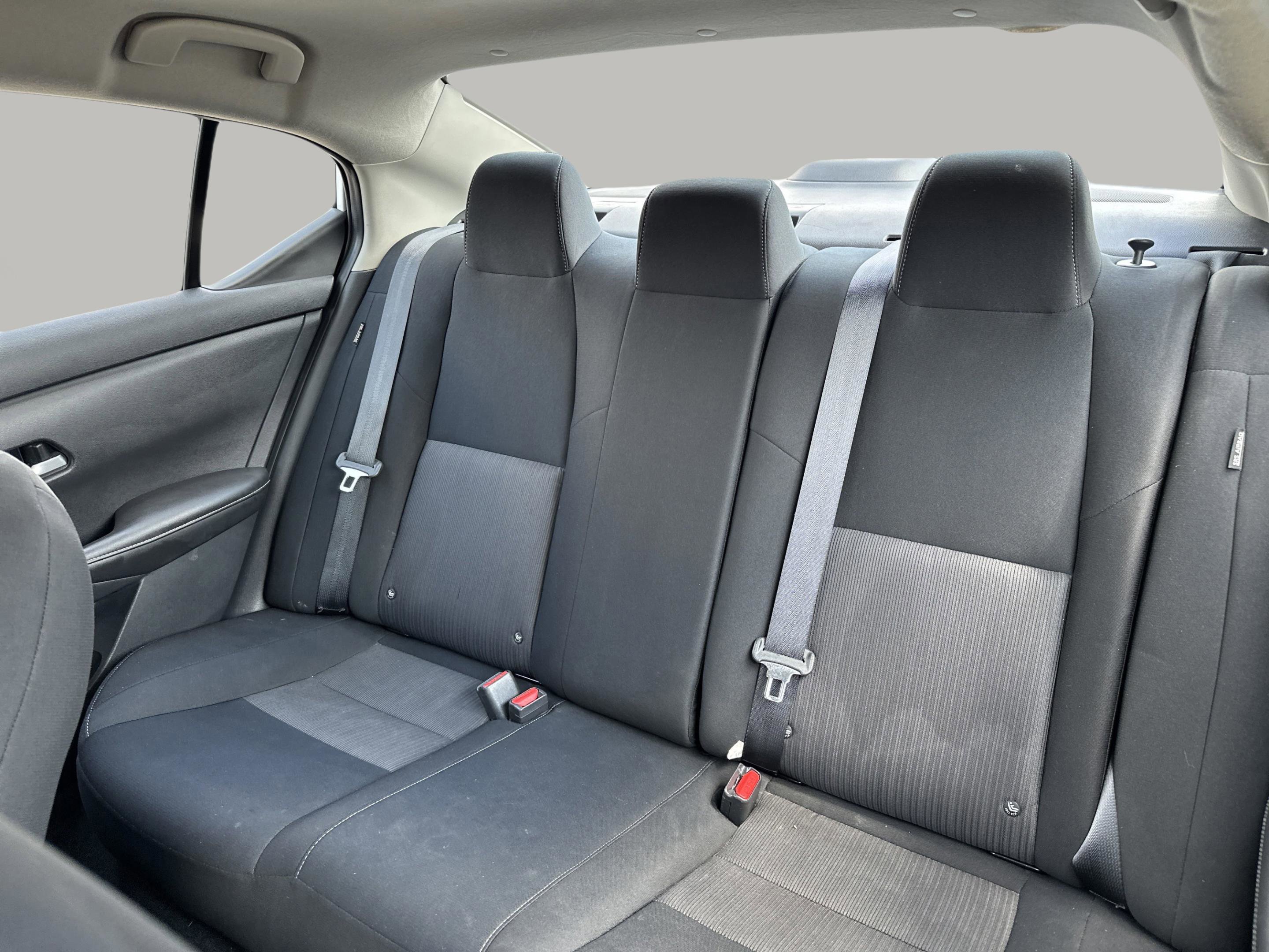 2023 Nissan Sentra SV photo 11