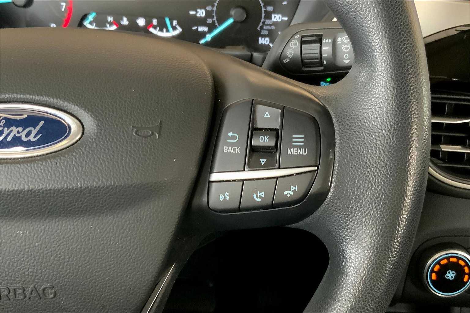 2020 Ford Escape SE photo 22