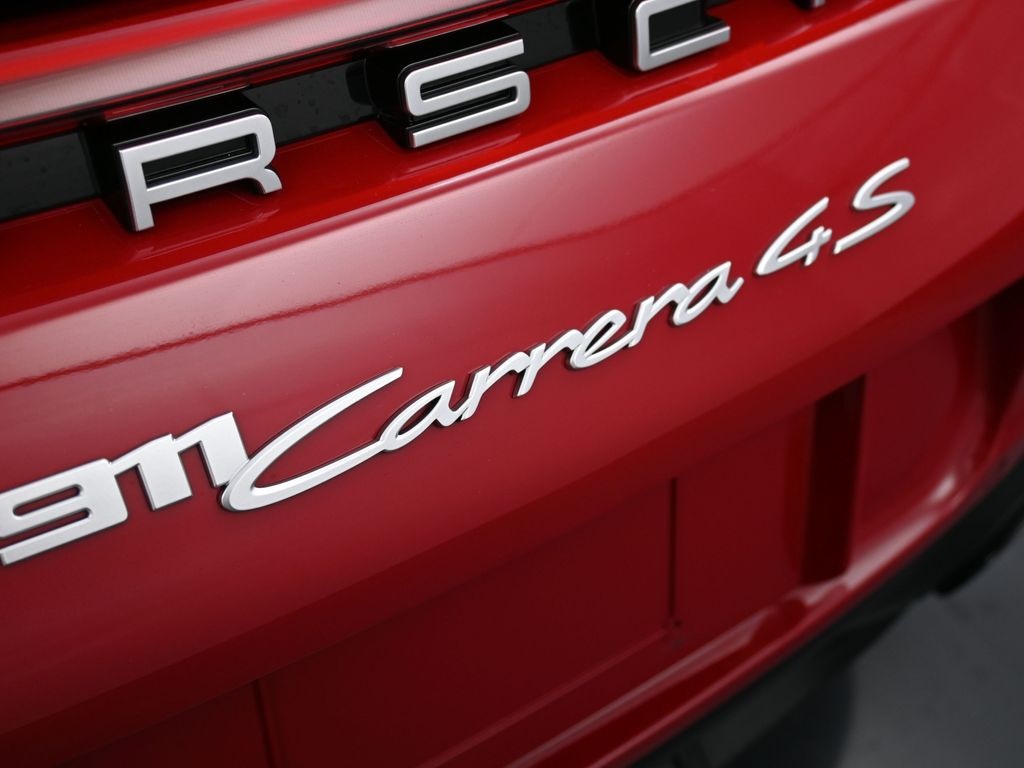 2024 Porsche 911 4S photo 7
