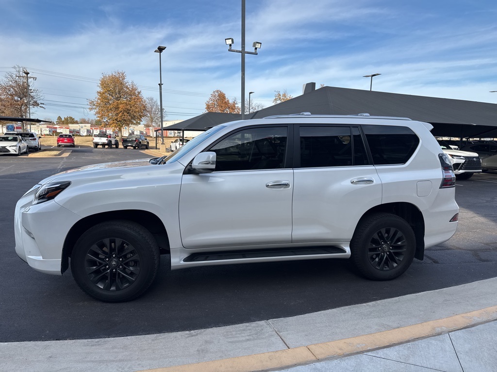 2023 Lexus GX PREMIUM's photo