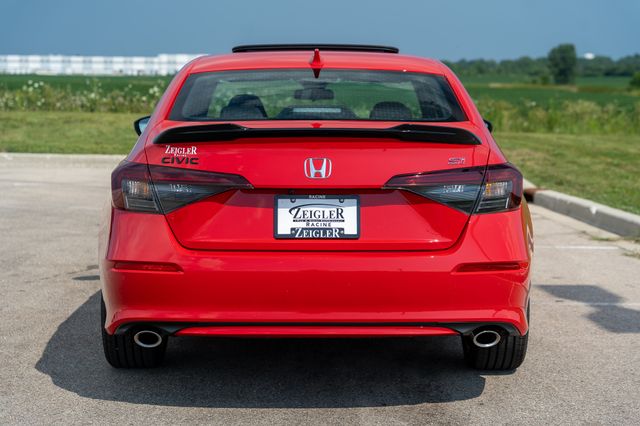 2026 Honda Civic Si photo 5