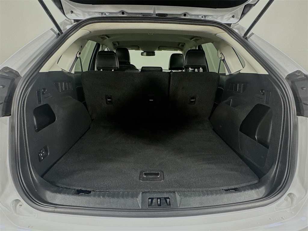 2023 Ford Edge SEL photo 12
