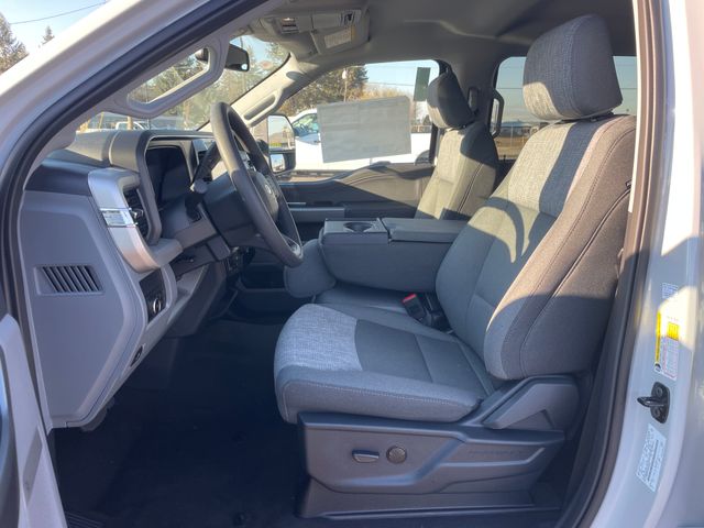 2026 Ford F-350 photo 2