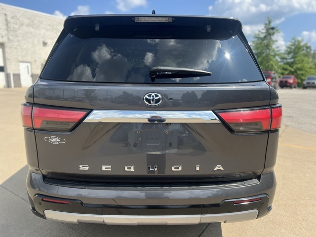 2023 Toyota Sequoia Limited photo 4