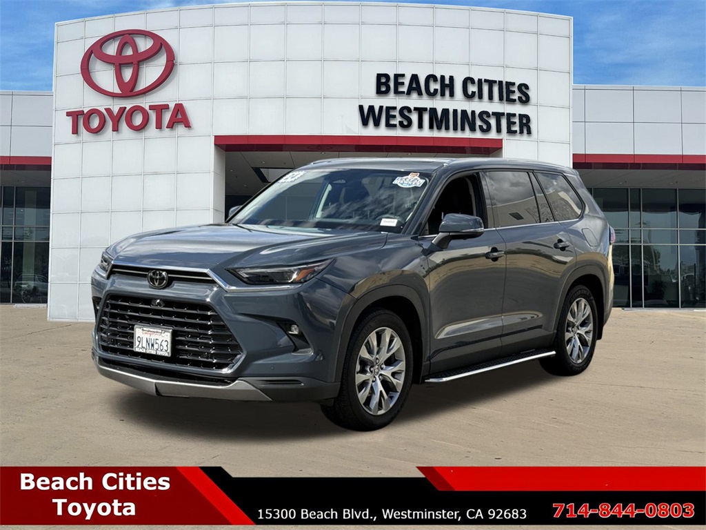 2024 Toyota Grand Highlander Limited photo 2
