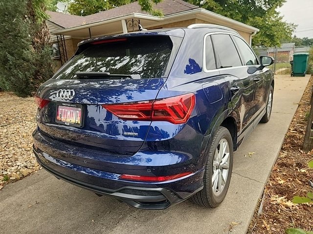 2022 Audi Q3 S line Premium Plus photo 4