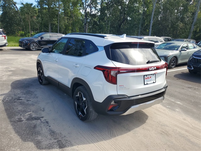 2026 Kia Seltos EX photo 3