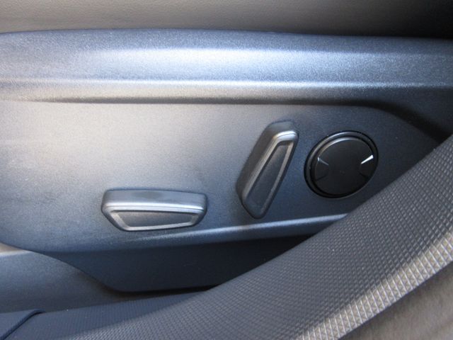 2025 Ford Mustang Mach-E Select photo 12