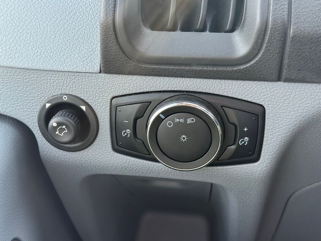2015 Ford Transit Van photo 17