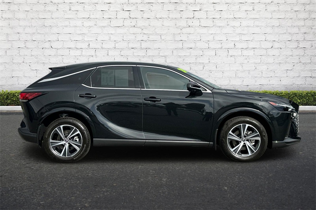 2024 Lexus RX 350 Premium photo 3