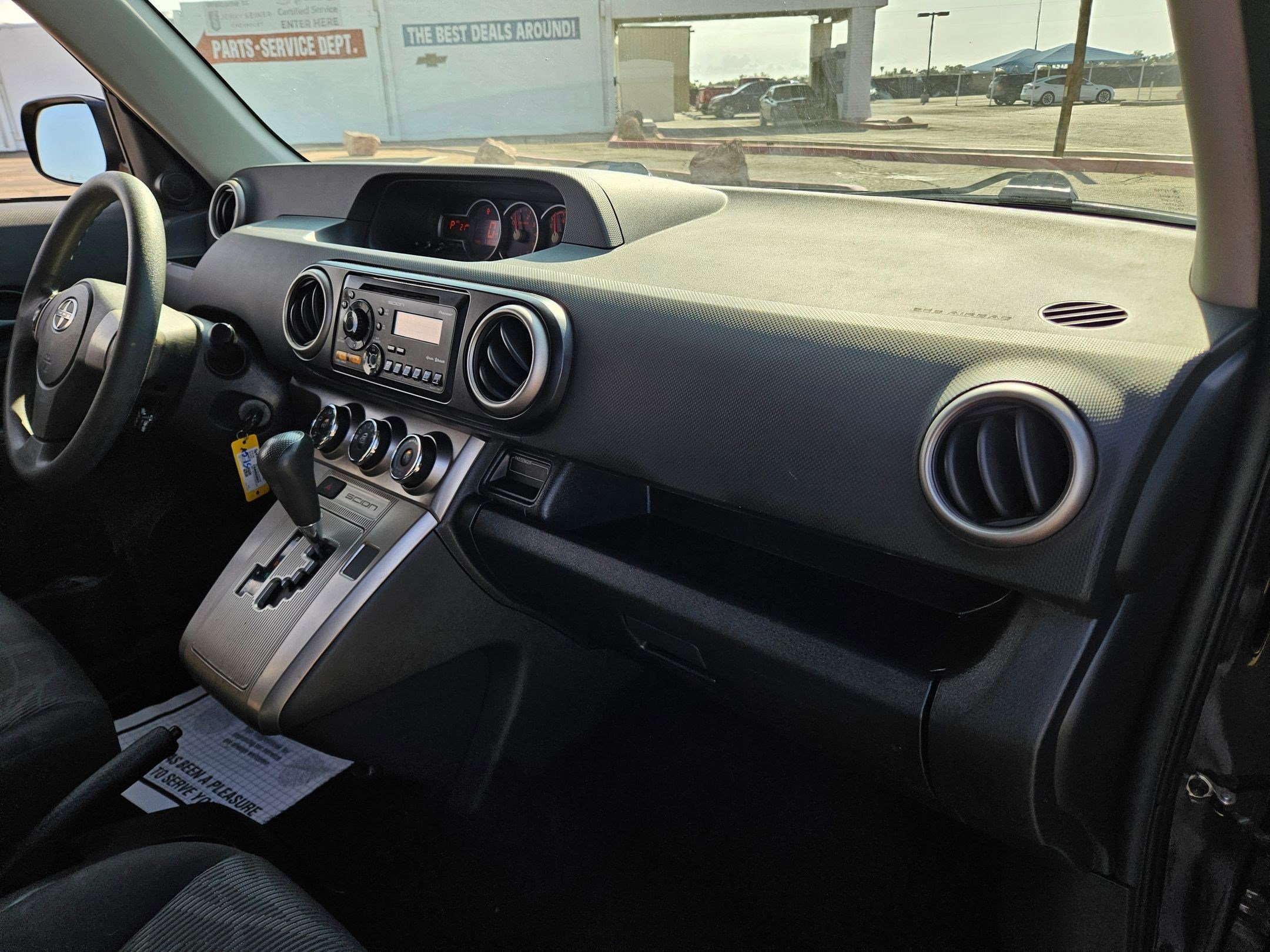 2013 Scion xB photo 18