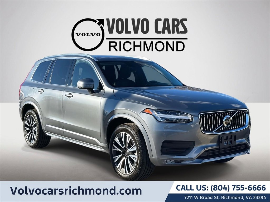 2020 Volvo XC90 Momentum's photo