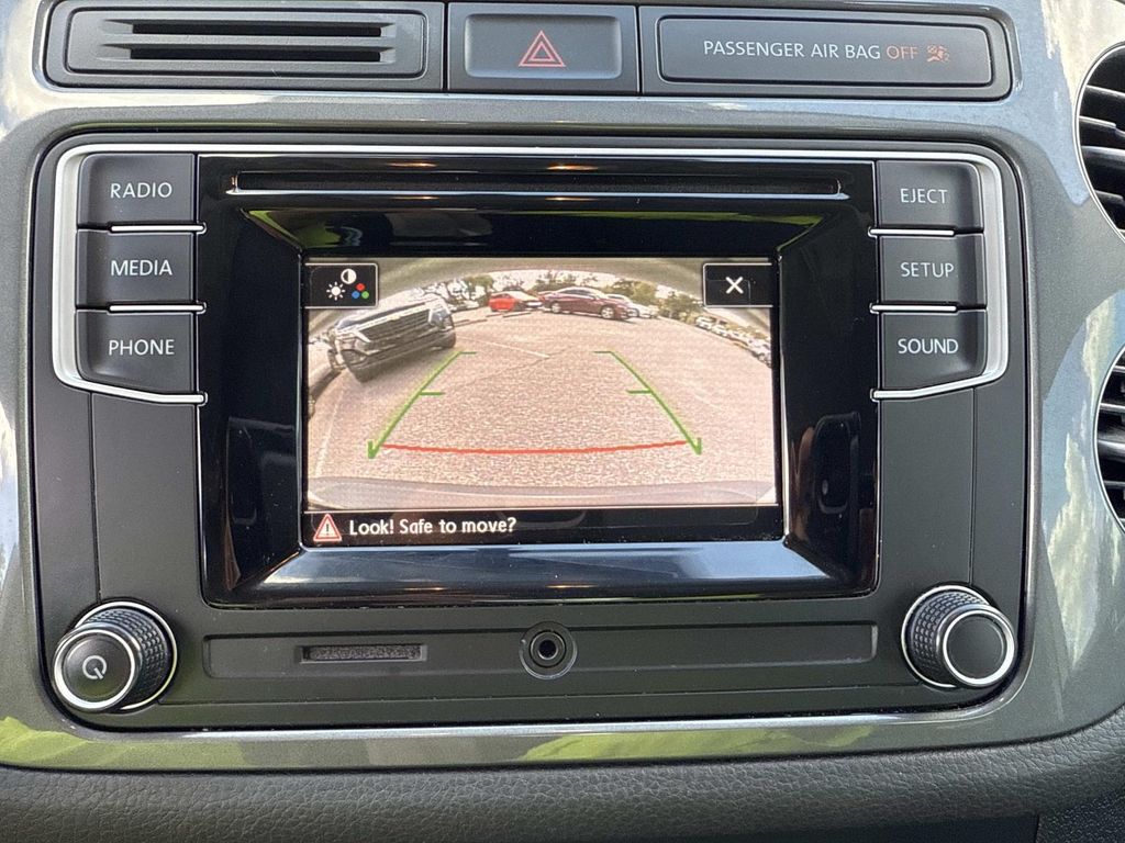 2017 Volkswagen Tiguan S photo 23