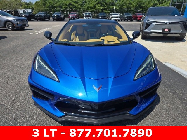 2023 Chevrolet Corvette Stingray 3LT photo 2