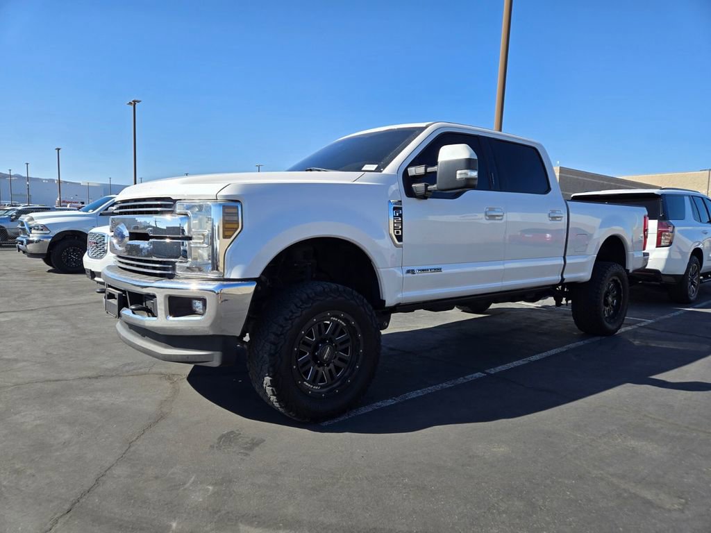 2018 Ford F-250 Lariat photo 2