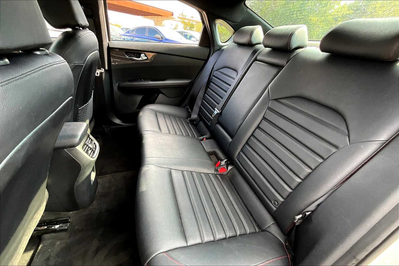 2023 Kia Forte GT photo 19