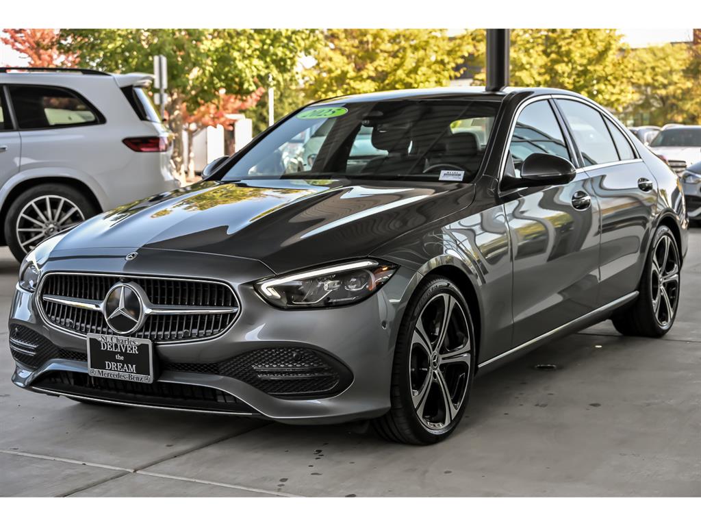 2025 Mercedes Benz C 300 4MATIC photo 3