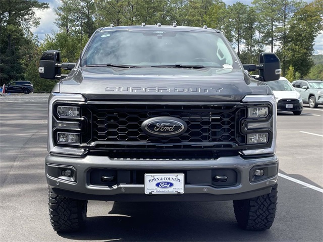 2026 Ford F-250 Lariat photo 4