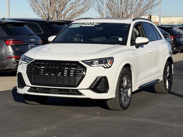 2025 Audi Q3 S Line Premium's photo