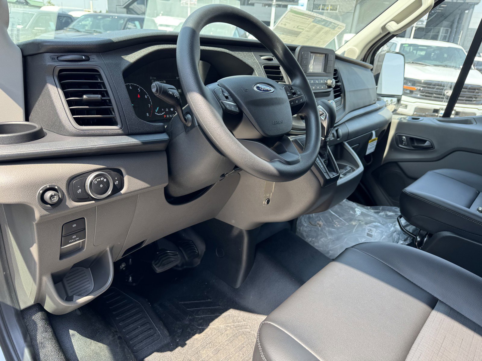 2025 Ford Transit photo 8