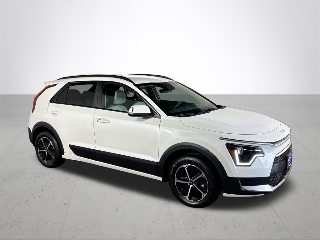 2025 Kia Niro EX Touring photo 3