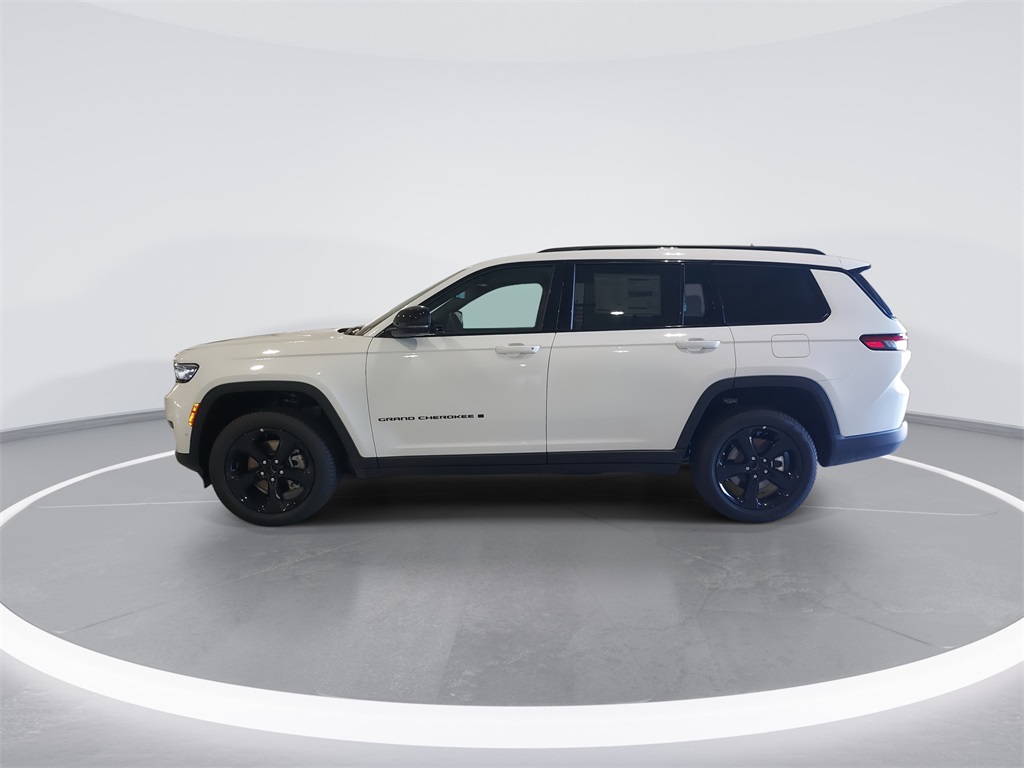 2025 Jeep Grand Cherokee Limited photo 4