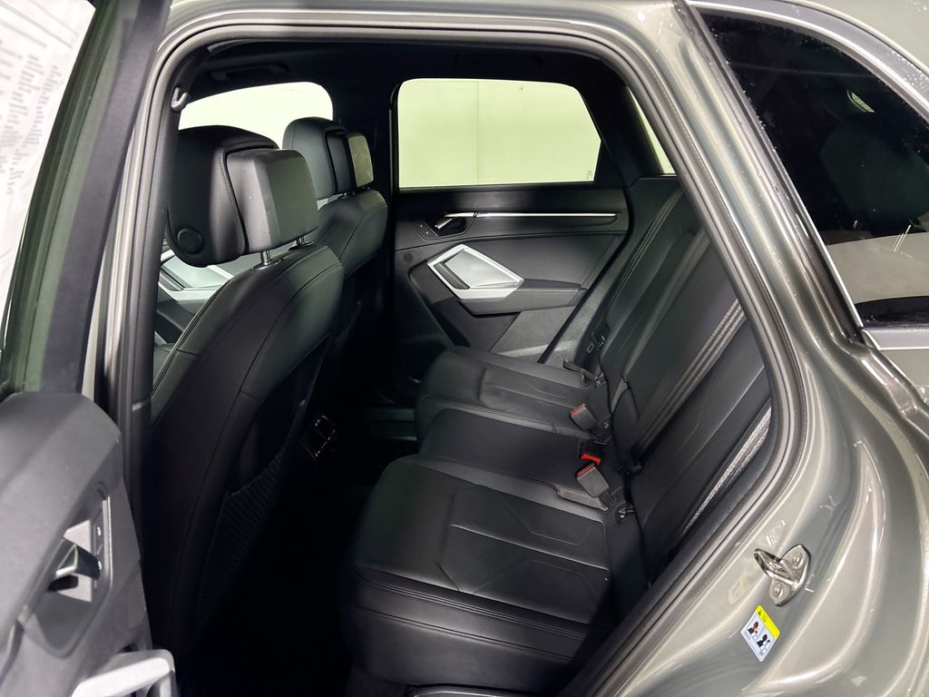2022 Audi Q3 Premium S line photo 18
