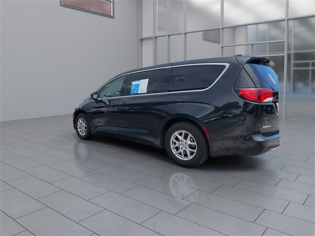 2022 Chrysler Voyager LX photo 5
