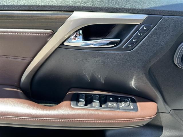 2017 Lexus RX 350 photo 9