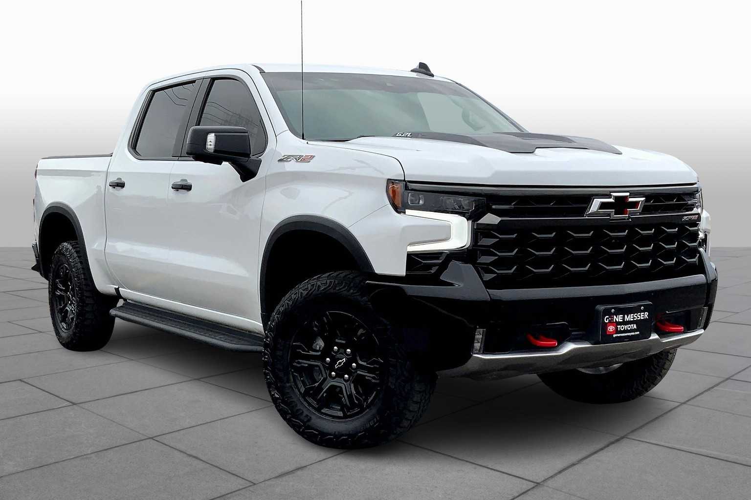 2023 Chevrolet Silverado 1500 ZR2 photo 2