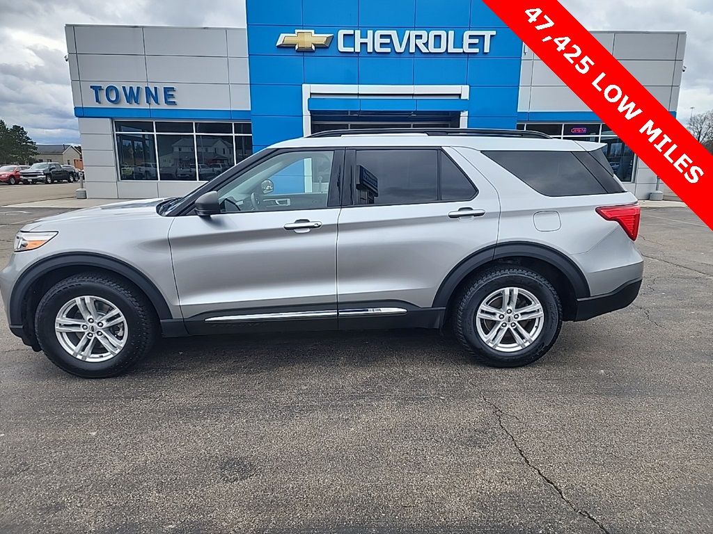 2021 Ford Explorer XLT photo 4