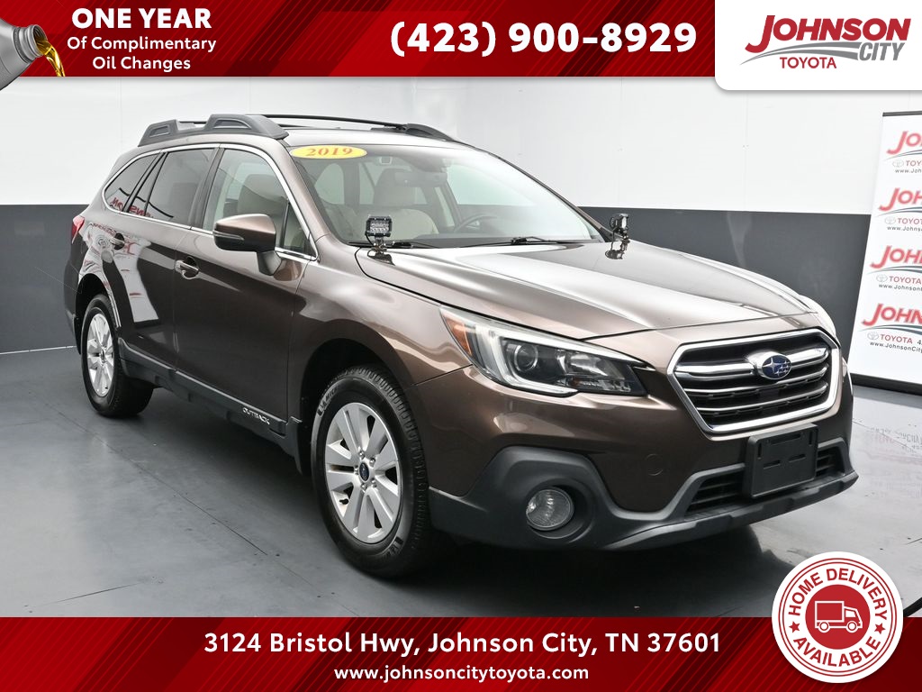 2019 Subaru Outback Premium's photo