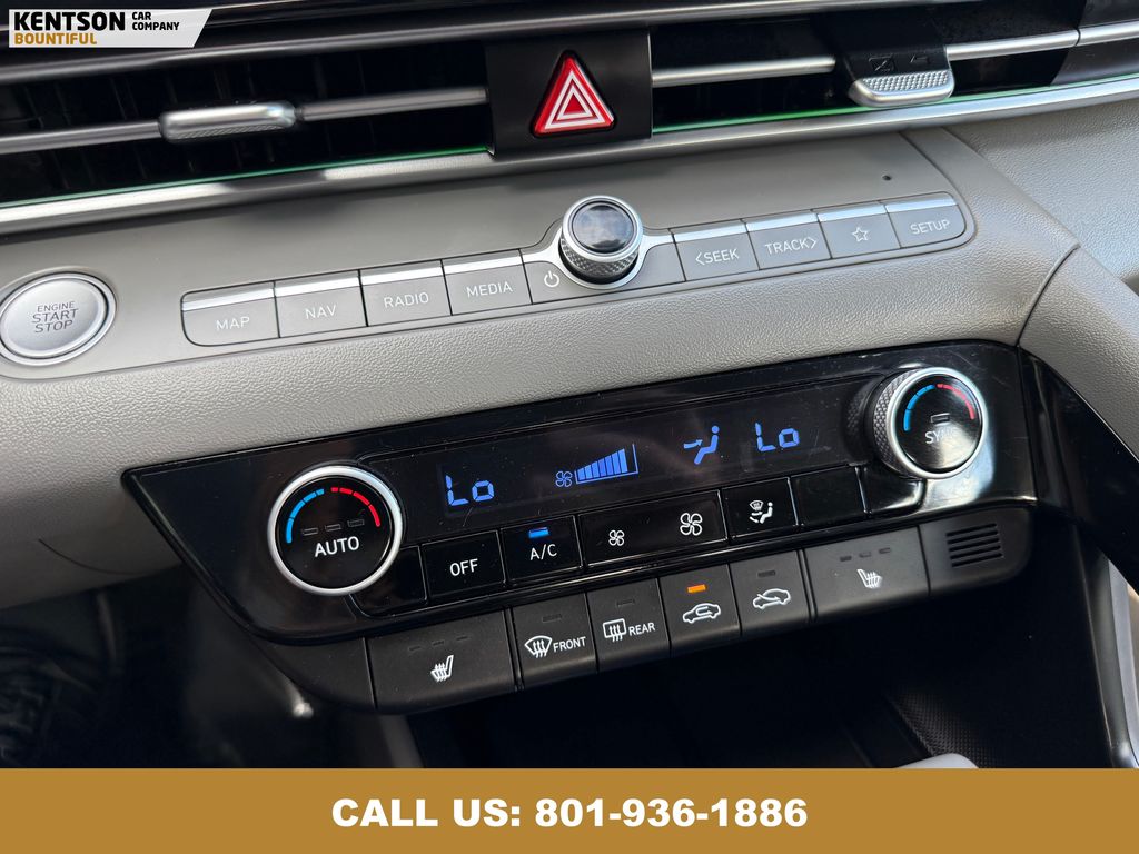 2025 Hyundai Elantra SEL Convenience photo 21