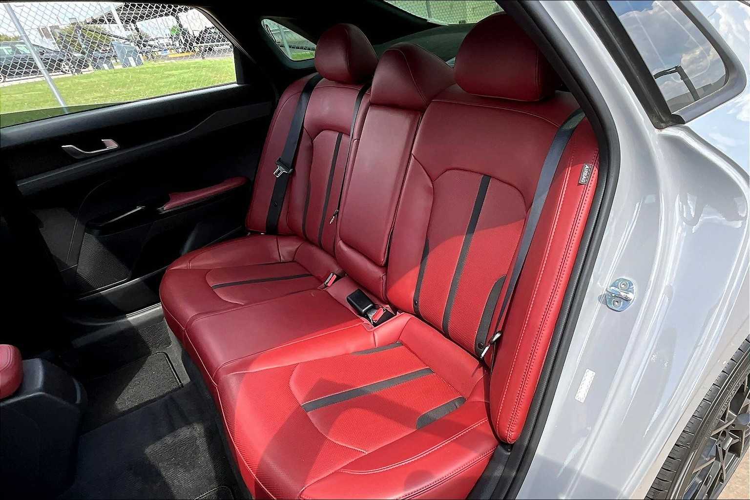 2022 Kia K5 GT-Line photo 19