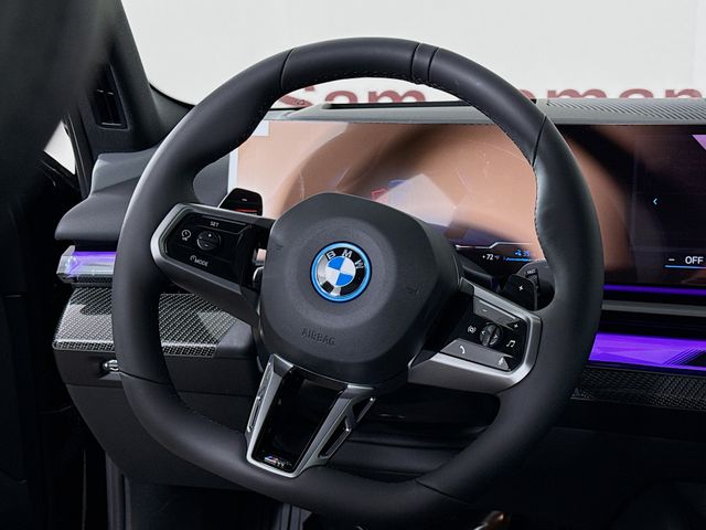 2026 Bmw 550e xDrive photo 11