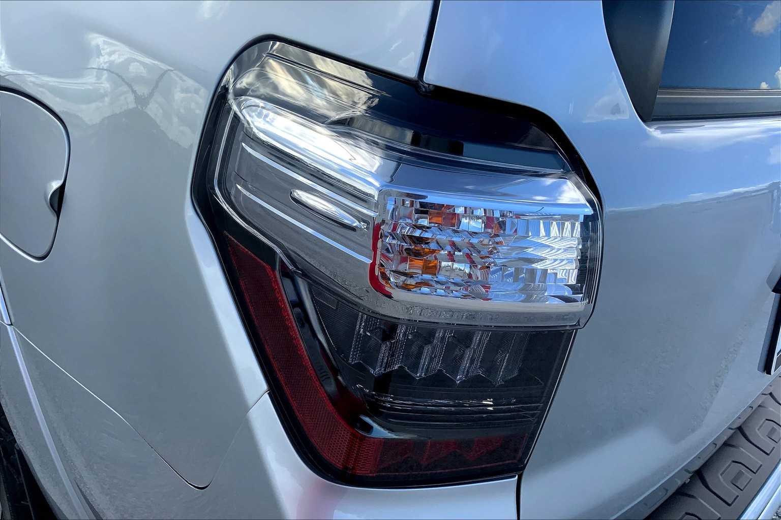 2024 Toyota 4Runner TRD photo 27