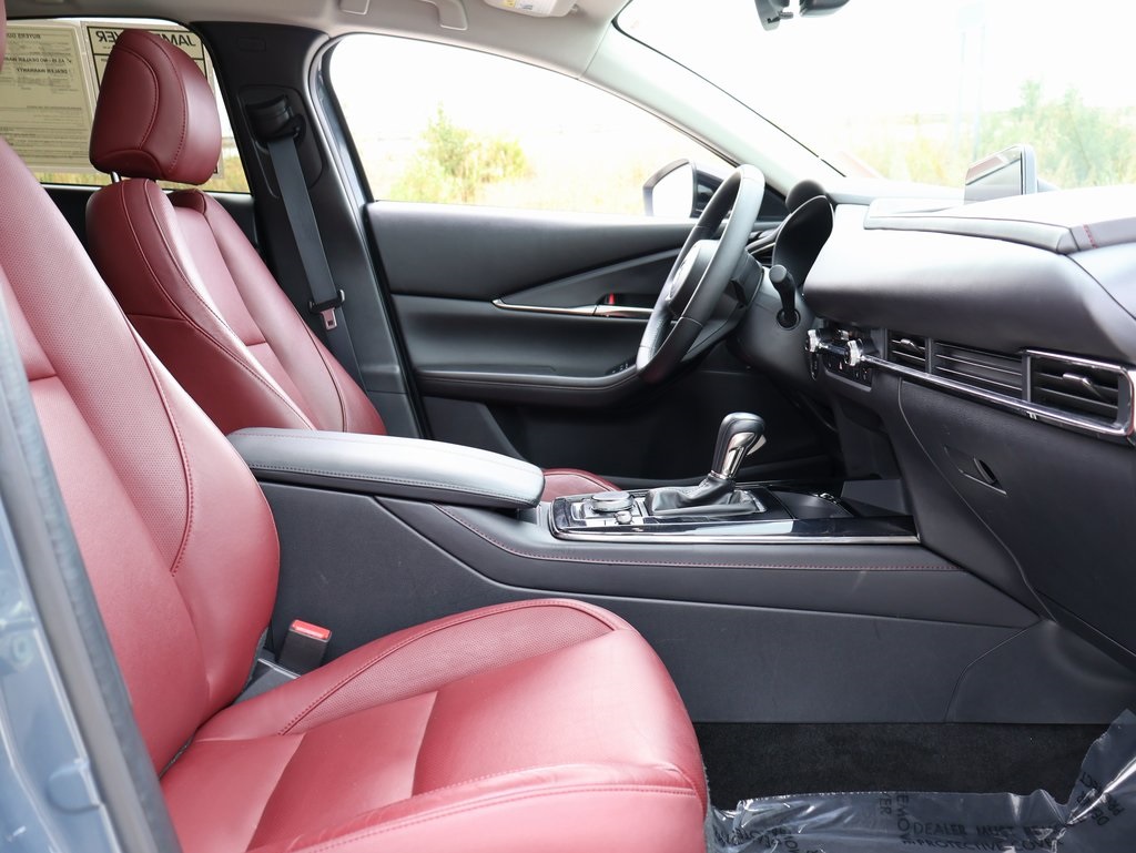 2024 Mazda CX-30 2.5 S Carbon photo 7