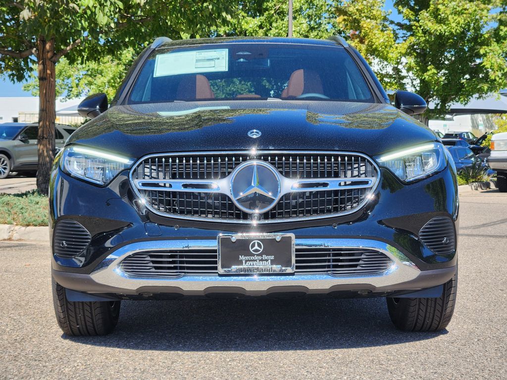 2026 Mercedes Benz GLC 300 4MATIC photo 3