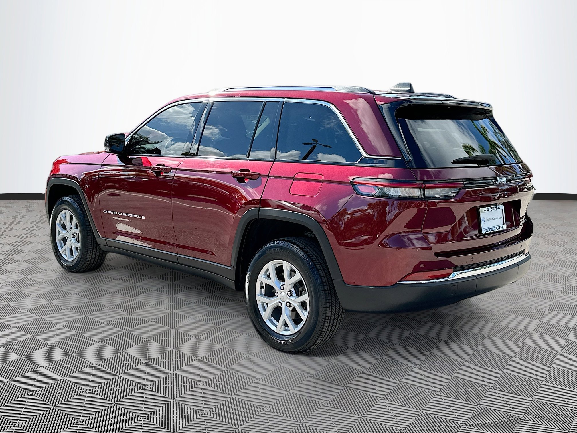 2023 Jeep Grand Cherokee Limited photo 5