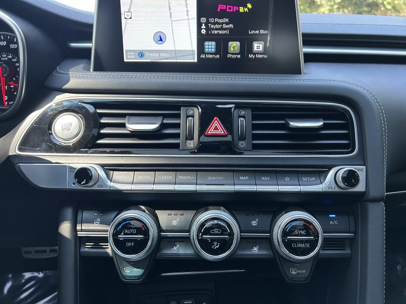 2021 Genesis G70 3.3T photo 15