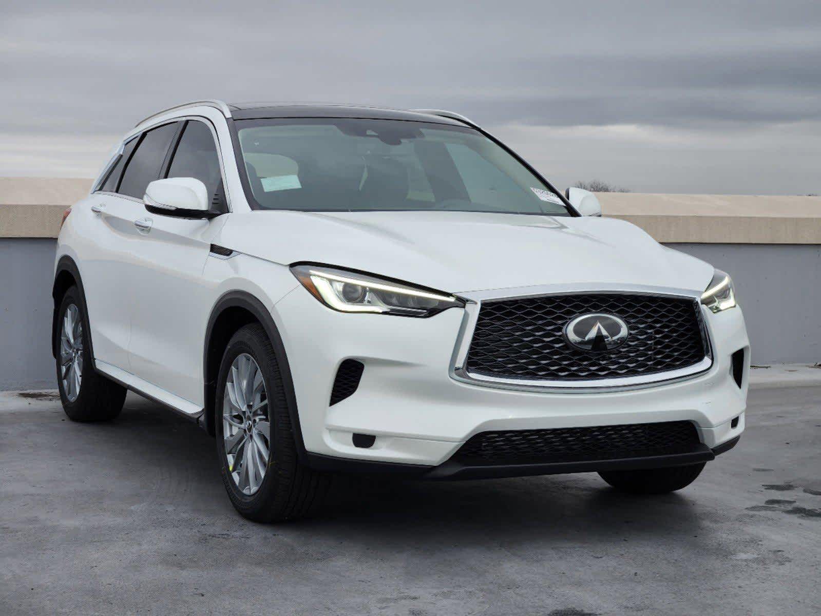2025 Infiniti QX50 Luxe photo 2