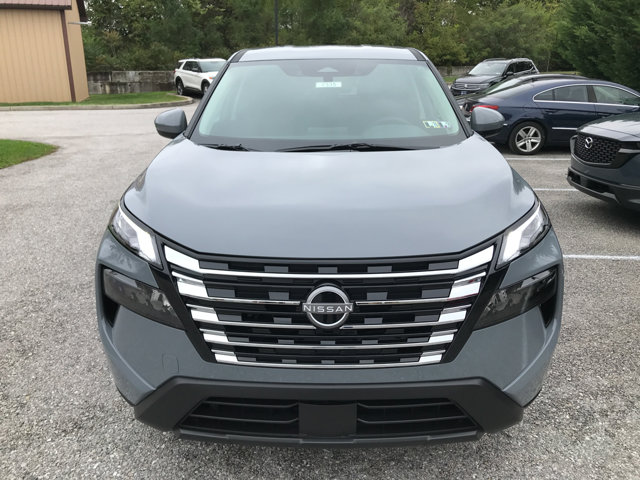 2026 Nissan Rogue SV photo 2