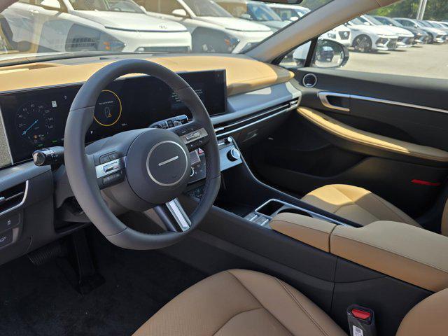 2025 Hyundai Sonata Hybrid Limited photo 17