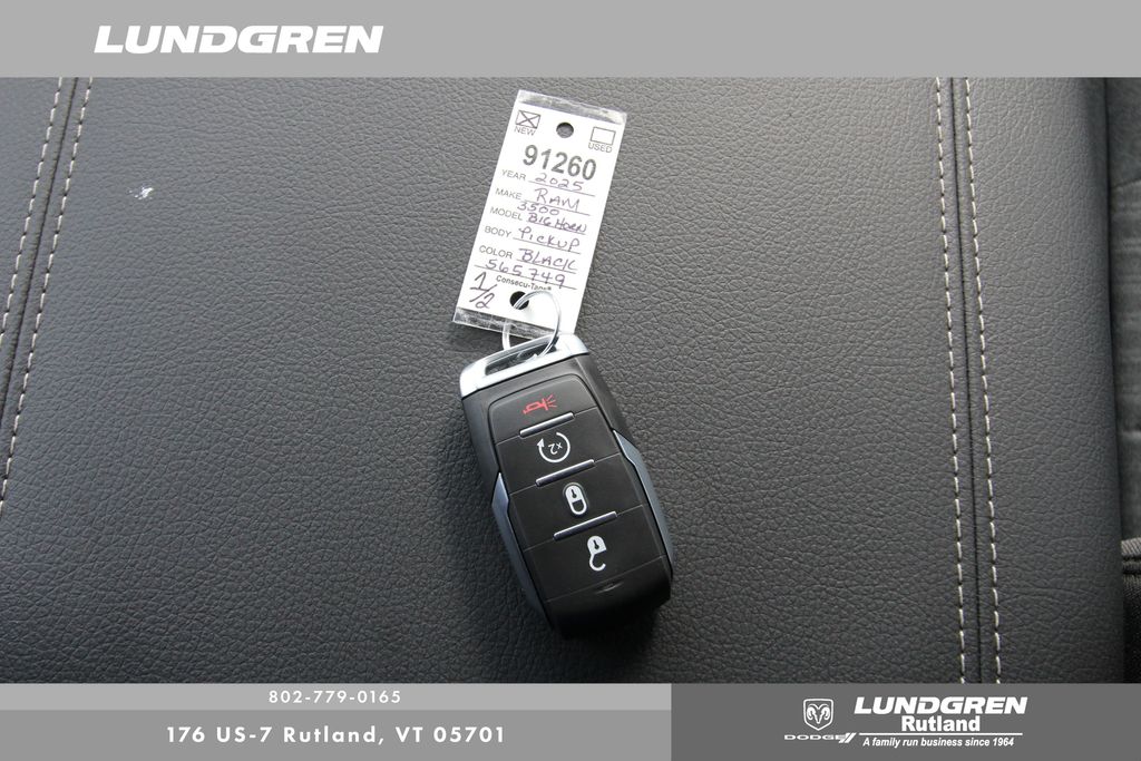 2025 Ram 3500 Big Horn photo 4