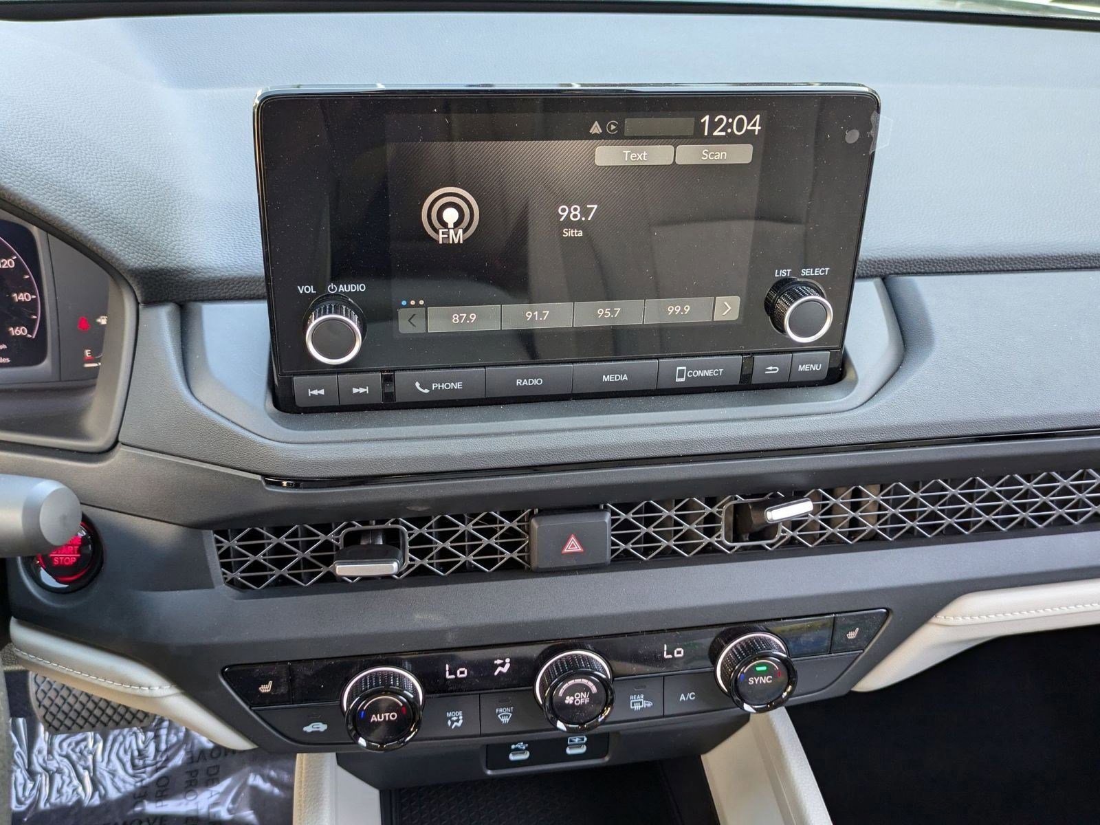 2025 Honda Accord 1.5T SE photo 11